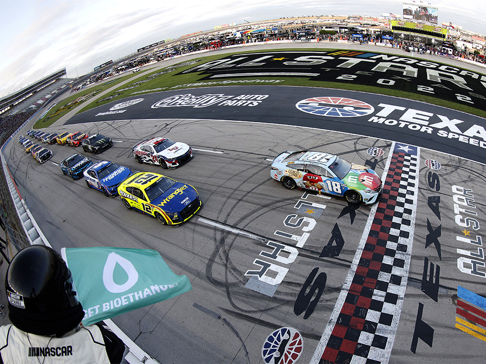 FORT WORTH, TEXAS - MAY 22: Kyle Busch, driver of the #18 M&amp;M's Crunchy Cookie Toyota, leads the field to the green flag to start the NASCAR Cup Series All-Star Race at Texas Motor Speedway on May 22, 2022 in Fort Worth, Texas. (Photo by Sean Gardner/Getty Images)