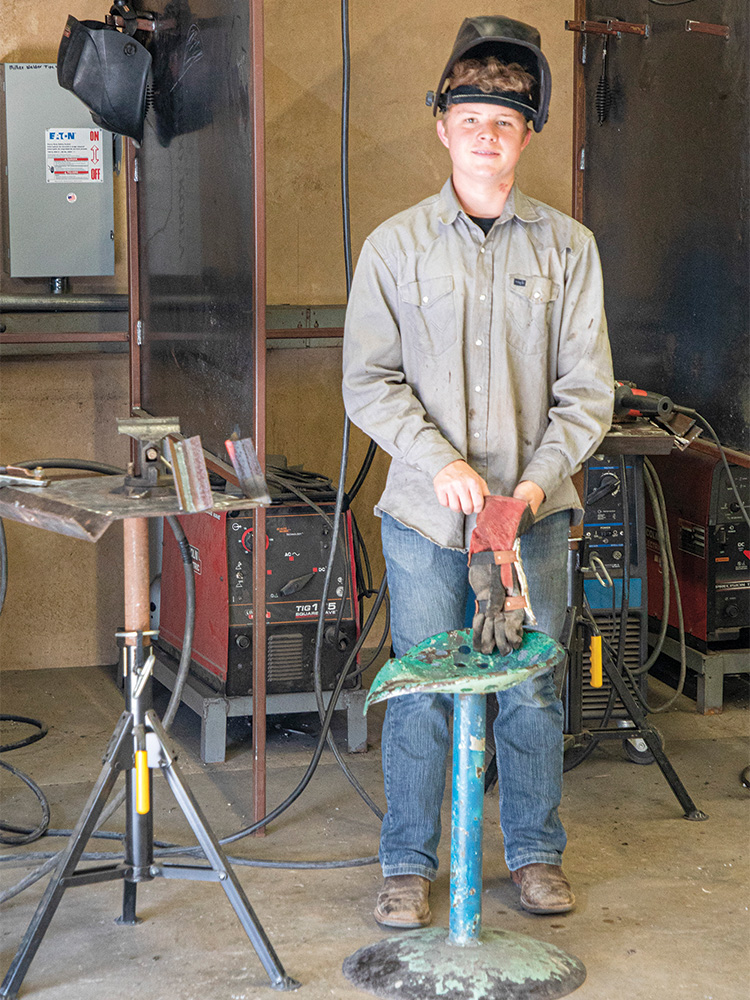 Levi Escobedo can do advanced welds.