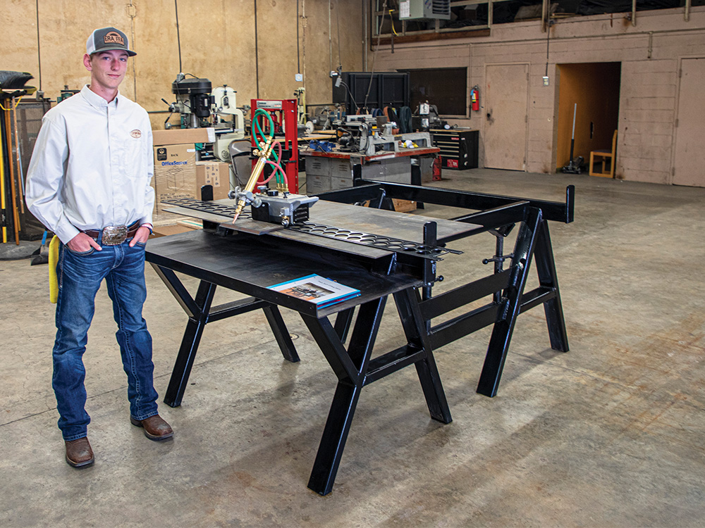 McCray Swofford built this Track Torch Cutting Stand.