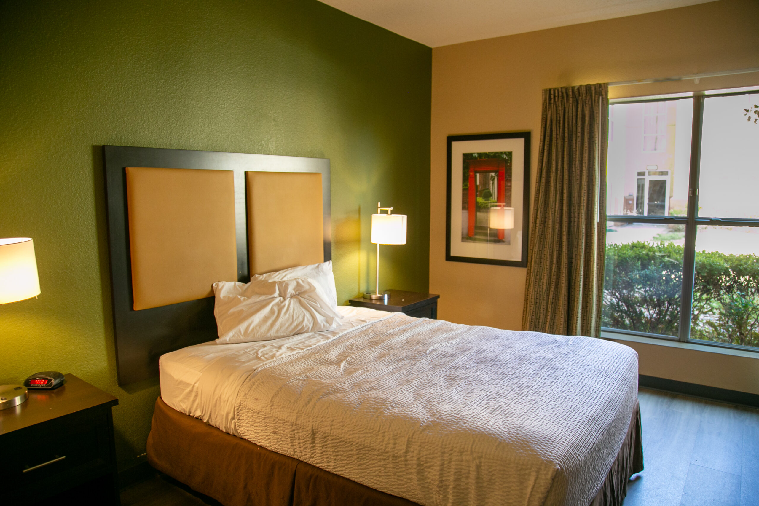 The CCF grant to Elevate North Texas will help fund emergency shelter hotel rooms for youth.