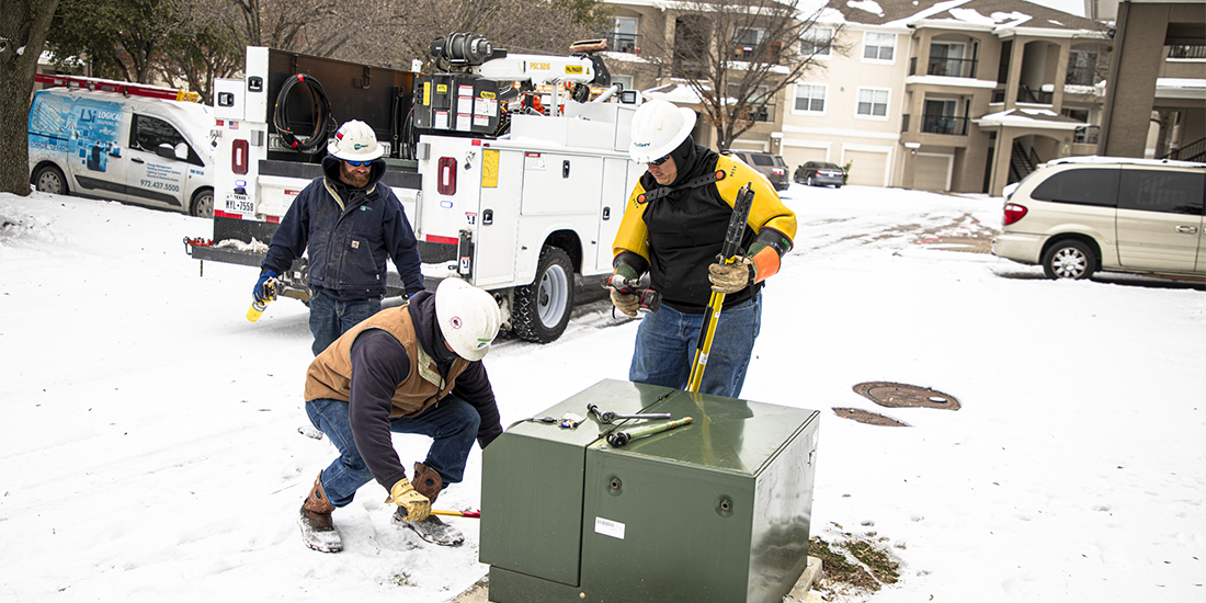 CoServ linemen are equipped to work in the extreme cold to restore power for Members. 