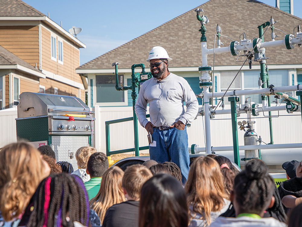Gas Demo at Providence Elementary School. Photo by KEN OLTMANN