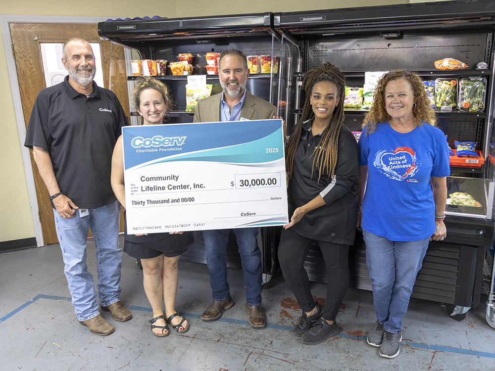 CCF Check for 30,000 to Community Lifeline Center, McKinney.
Robin Forsythe, Executive Director
Chris McCraw, CoServ Board Member
Unknown
Amy Wyatt, Director of Programs